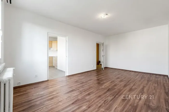 Pronájem bytu 2+1, Praha - Kamýk, Zárubova, 61 m2