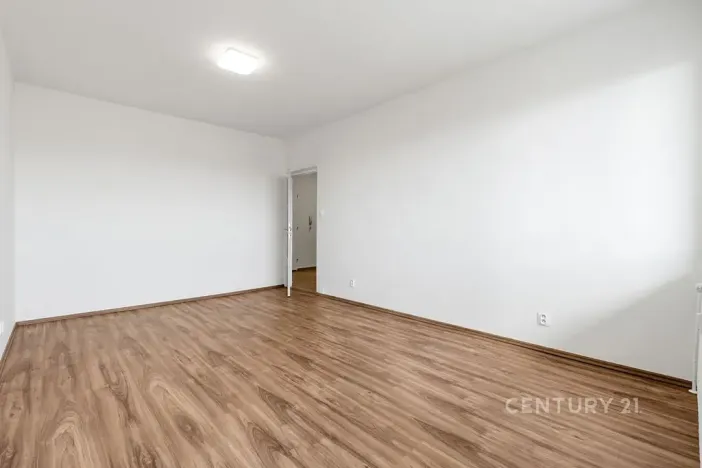 Pronájem bytu 2+1, Praha - Kamýk, Zárubova, 61 m2