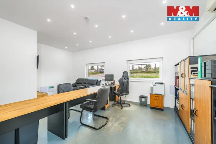 Prodej obchodního prostoru, Čáslav - Čáslav-Nové Město, Táborská, 270 m2