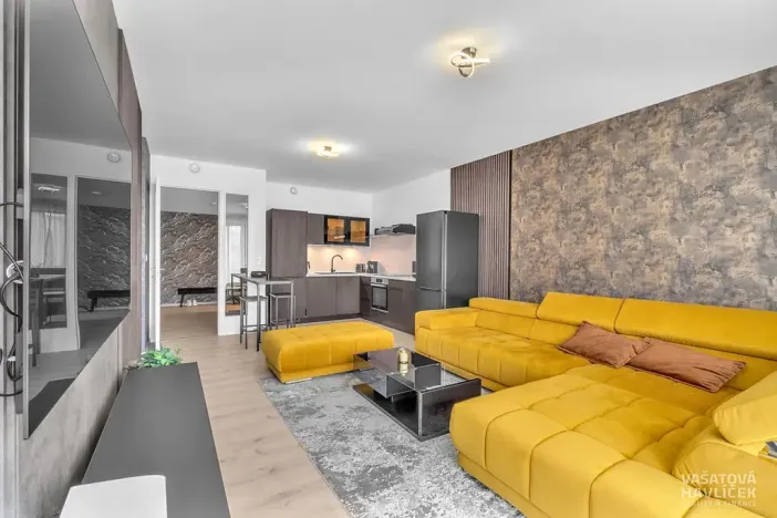 Pronájem bytu 2+kk, Hradec Králové, Pražská třída, 60 m2