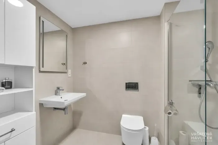 Pronájem bytu 2+kk, Hradec Králové, Pražská třída, 60 m2
