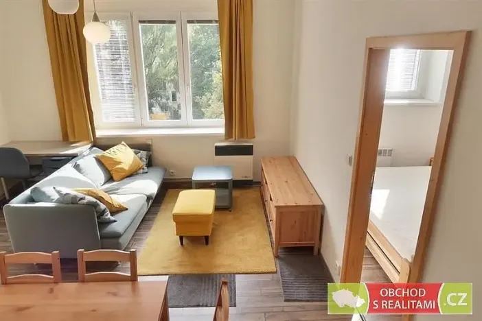Pronájem bytu 2+kk, Praha, Zikova, 49 m2