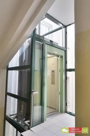 Pronájem bytu 2+kk, Praha, Zikova, 49 m2