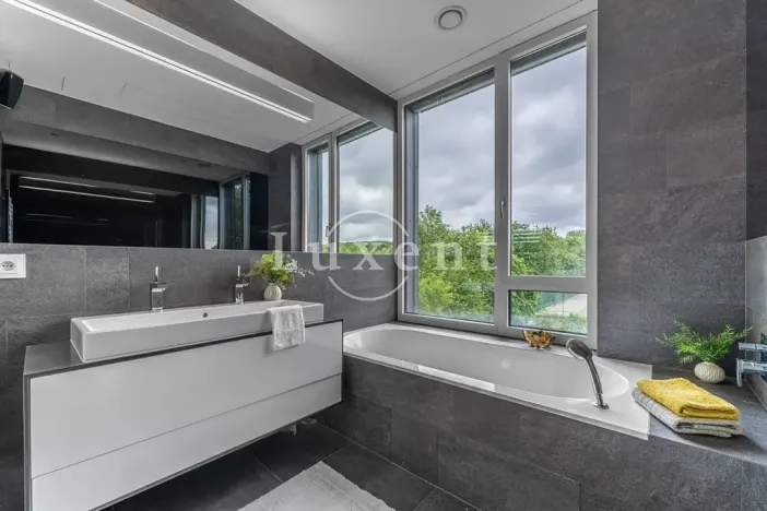 Prodej bytu 4+kk, Praha - Hodkovičky, Jitřní, 182 m2