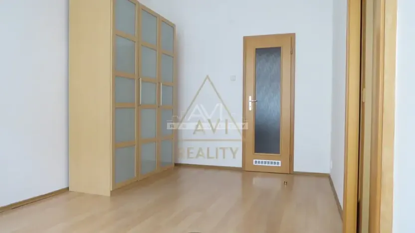 Pronájem bytu 2+1, Praha - Vršovice, Žitomírská, 51 m2