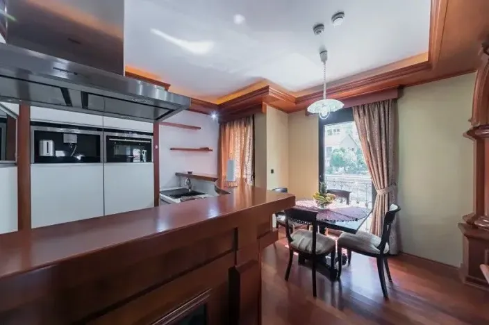 Prodej bytu 3+kk, Kotor, Černá Hora, 85 m2