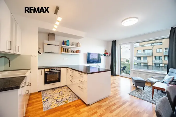 Prodej bytu 4+kk, Praha - Strašnice, Zvěřinova, 92 m2