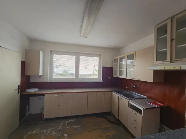 Prodej rodinného domu, Stará Ves, 300 m2