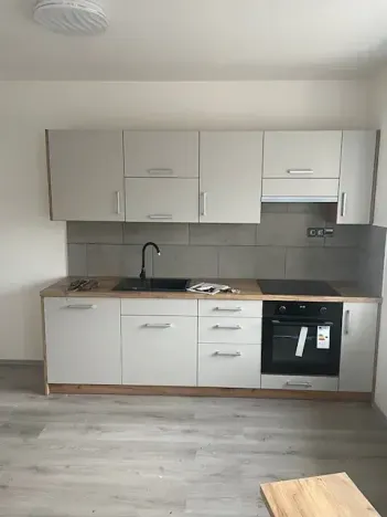 Dražba bytu 4+kk, Broumov, Husova, 80 m2