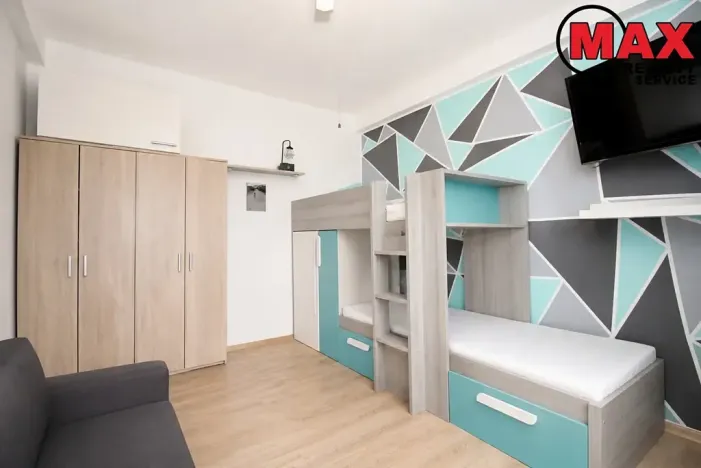 Prodej bytu 2+1, Plzeň, Zábělská, 52 m2