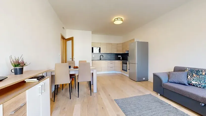 Pronájem bytu 2+kk, Praha - Smíchov, Nádražní, 52 m2