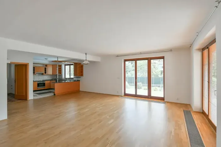 Pronájem rodinného domu, Horoměřice, 350 m2