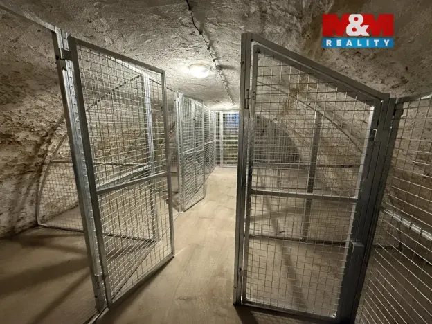 Pronájem bytu 1+kk, Třebechovice pod Orebem, Masarykovo náměstí, 41 m2