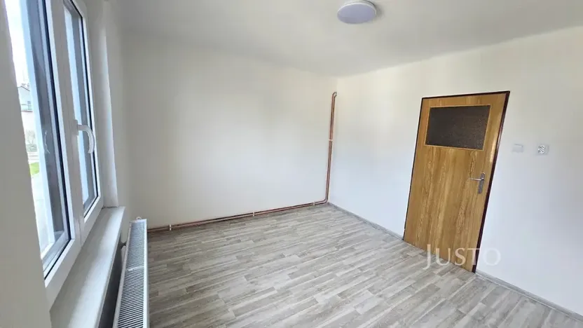 Pronájem bytu 3+1, Písek, Václavské nám., 66 m2