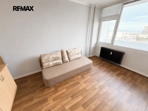 Pronájem bytu 1+kk, Most, U Věžových domů, 22 m2