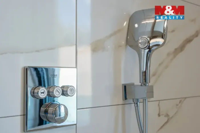 Prodej rodinného domu, Velké Popovice, 219 m2