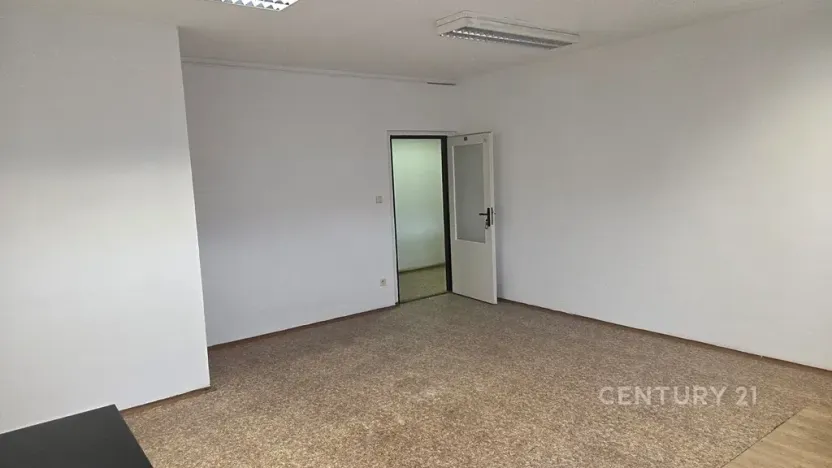 Pronájem kanceláře, Most, 86 m2