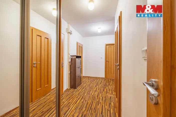 Prodej bytu 3+1, Praha - Řepy, Makovského, 66 m2