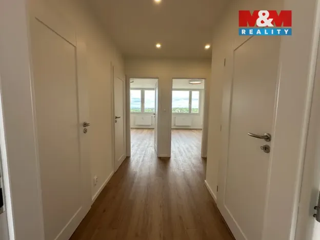 Pronájem bytu 3+kk, Praha - Bohnice, Zelenohorská, 68 m2