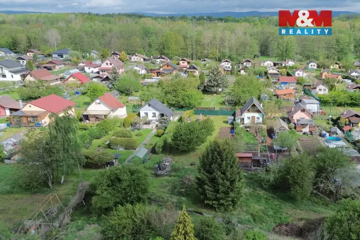 Prodej zahrady, Jenišov, 402 m2