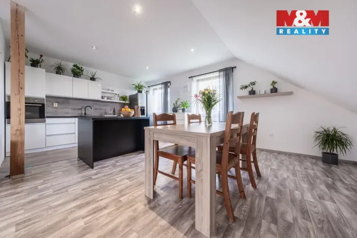 Prodej rodinného domu, Hřiměždice, 325 m2