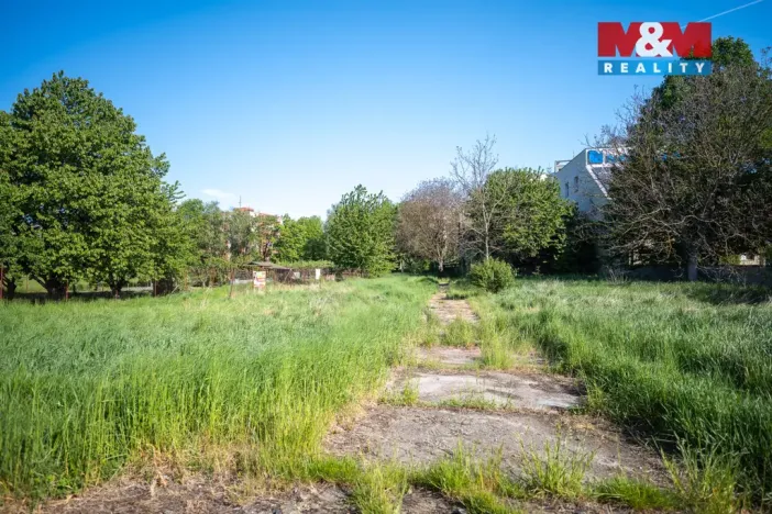 Prodej komerčního pozemku, Otrokovice, Zlínská, 1702 m2