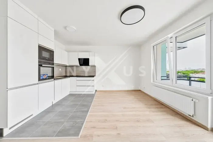 Pronájem bytu 3+kk, Praha - Strašnice, Strančická, 71 m2