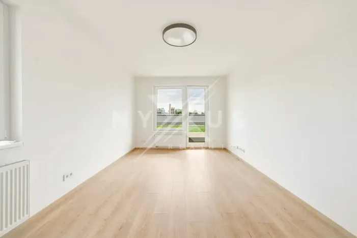Pronájem bytu 2+kk, Praha - Strašnice, Strančická, 49 m2