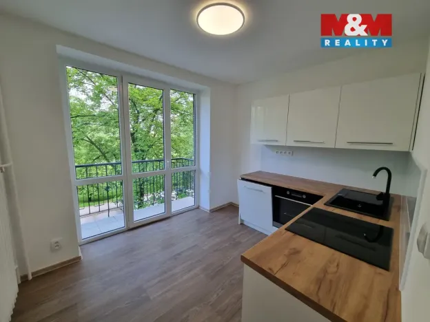 Pronájem bytu 2+1, Karviná, Fibichova, 65 m2