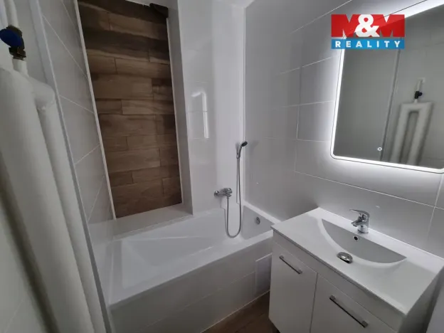 Pronájem bytu 2+1, Karviná, Fibichova, 65 m2