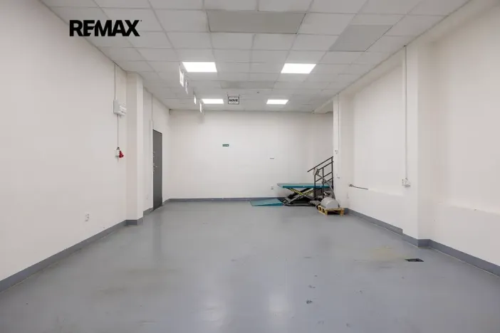 Pronájem kanceláře, Rudná, Masarykova, 1270 m2