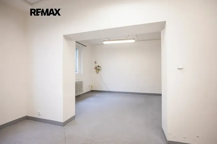 Pronájem kanceláře, Rudná, Masarykova, 1270 m2