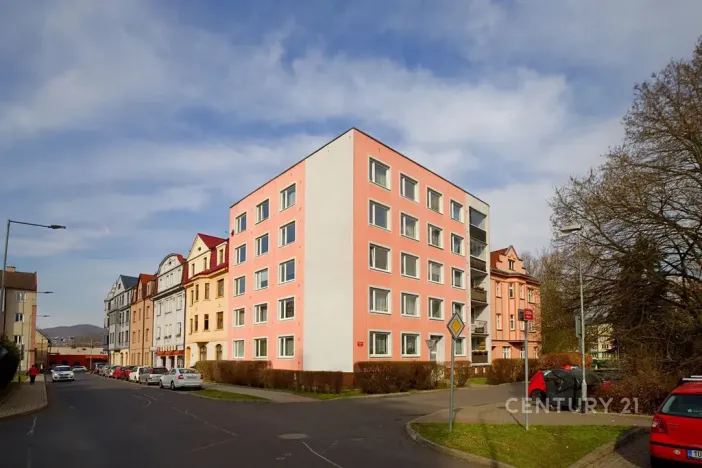 Prodej bytu 2+1, Děčín, Jezdecká, 57 m2