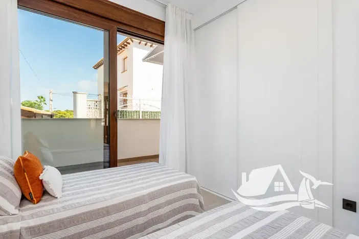 Prodej rodinného domu, Torrevieja, Španělsko, 63 m2
