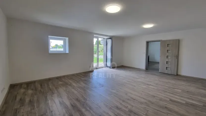 Pronájem bytu 2+1, Srubec, 106 m2