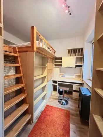 Pronájem bytu 2+1, Praha - Žižkov, Jeseniova, 42 m2