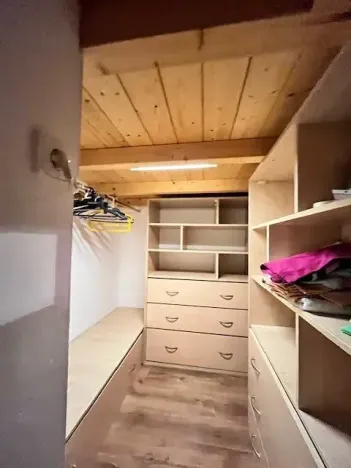 Pronájem bytu 2+1, Praha - Žižkov, Jeseniova, 42 m2