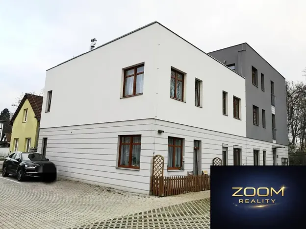Pronájem bytu 1+kk, Praha - Uhříněves, Bečovská, 25 m2