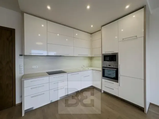 Pronájem bytu 2+kk, Praha - Holešovice, Sanderova, 59 m2