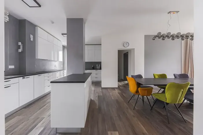 Prodej vily, Praha - Dolní Měcholupy, Na návsi, 392 m2
