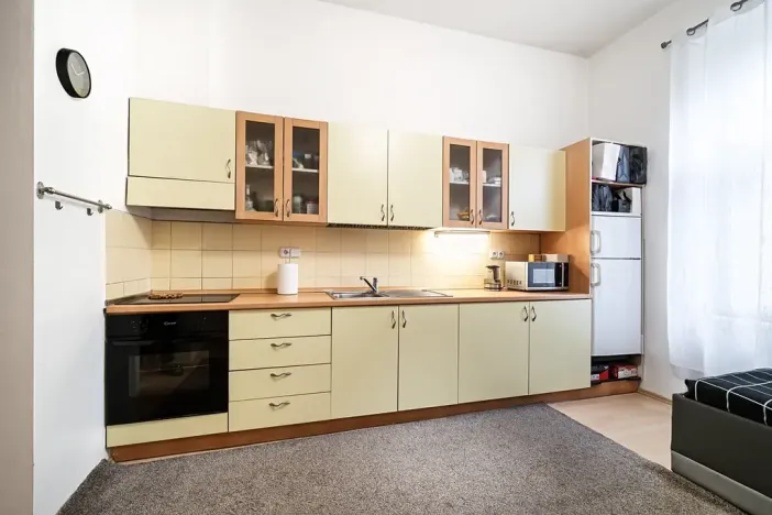 Pronájem bytu 2+kk, Praha - Smíchov, Na Skalce, 43 m2