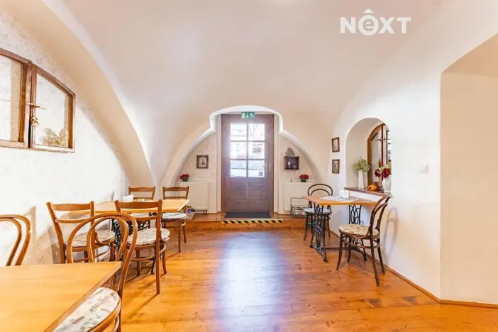 Prodej podílu restaurace, Štíty, nám. Míru, 59 m2