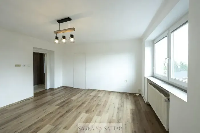Prodej bytu 3+1, Buštěhrad, Hřebečská, 65 m2
