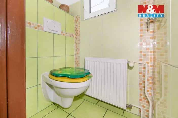 Prodej rodinného domu, Praha - Sobín, Ke Břvům, 172 m2