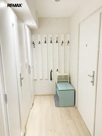 Pronájem bytu 2+kk, Praha - Motol, Weberova, 39 m2