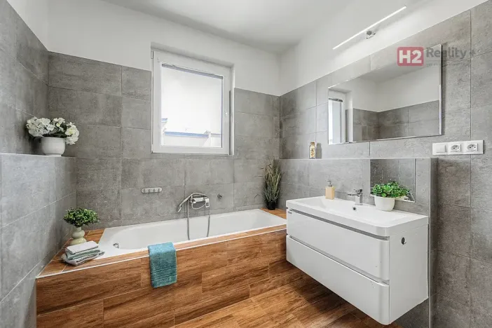 Prodej rodinného domu, Praha - Horní Počernice, Rajhradská, 170 m2