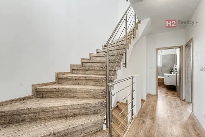 Prodej rodinného domu, Praha - Horní Počernice, Rajhradská, 170 m2