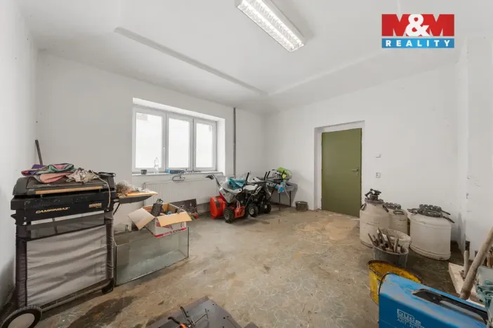 Prodej obchodního prostoru, Ústí nad Labem - Neštěmice, Veslařská, 240 m2