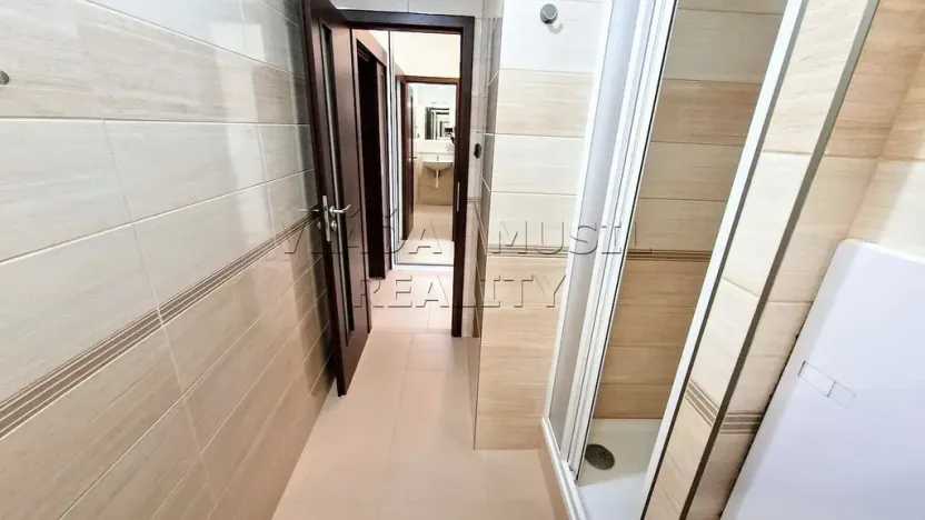 Pronájem bytu 2+kk, Praha - Kamýk, Zárubova, 42 m2