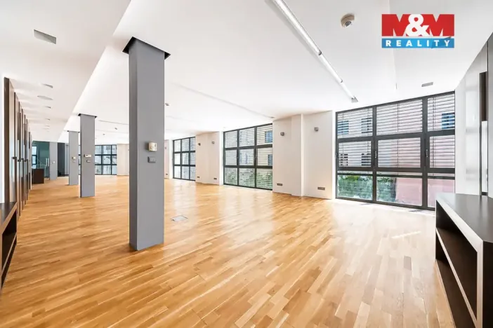 Pronájem kanceláře, Olomouc, Horní náměstí, 172 m2